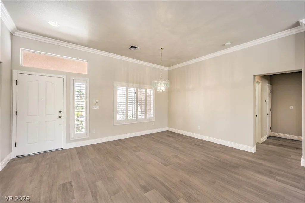 10700 Grand Cypress, Las Vegas, NV 89134
