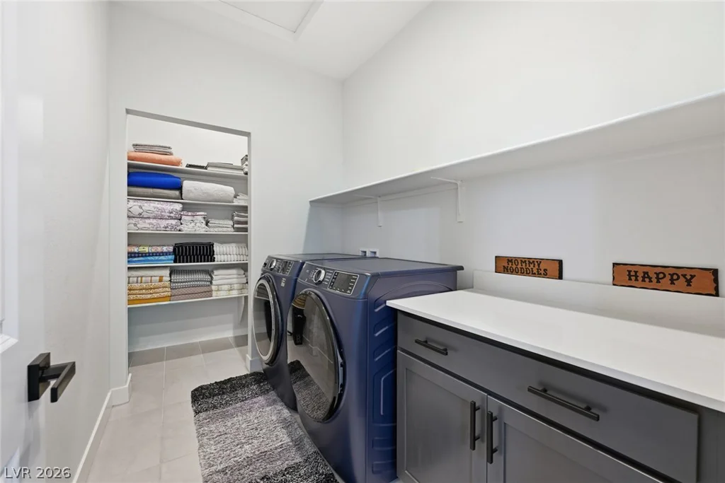 9380 Lunar Ray, Las Vegas, NV 89143
