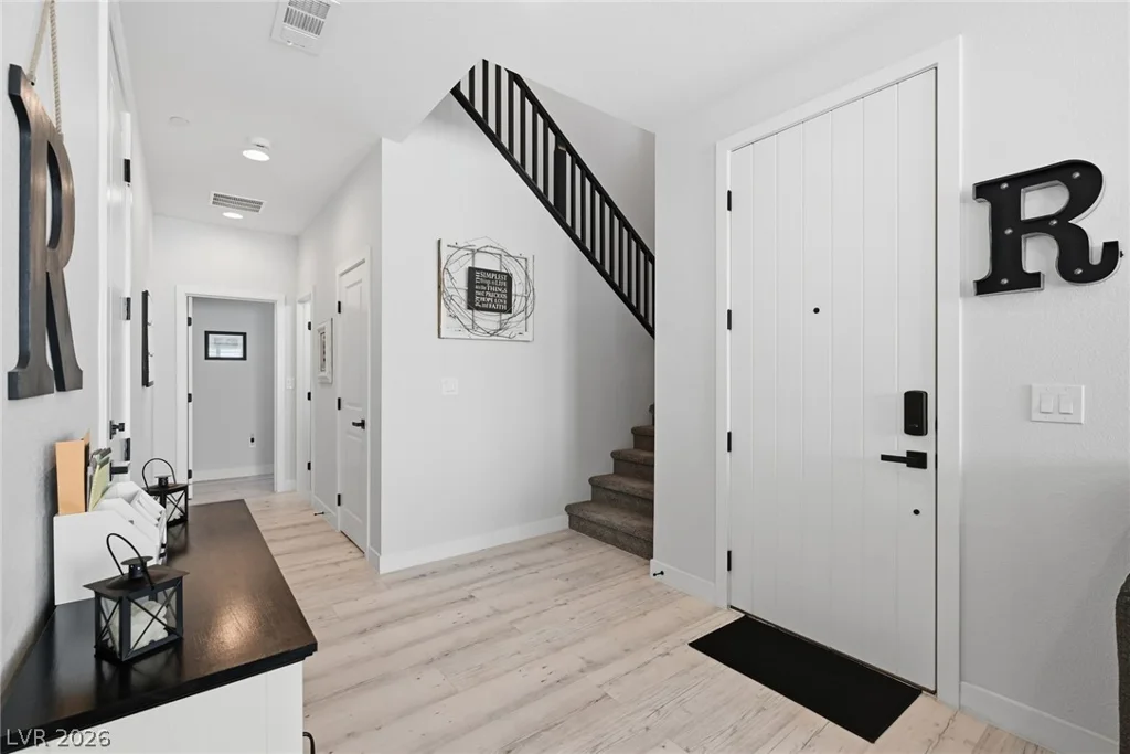 9380 Lunar Ray, Las Vegas, NV 89143