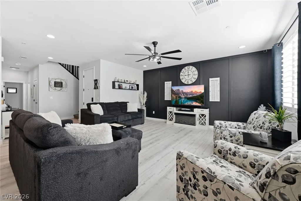 9380 Lunar Ray, Las Vegas, NV 89143