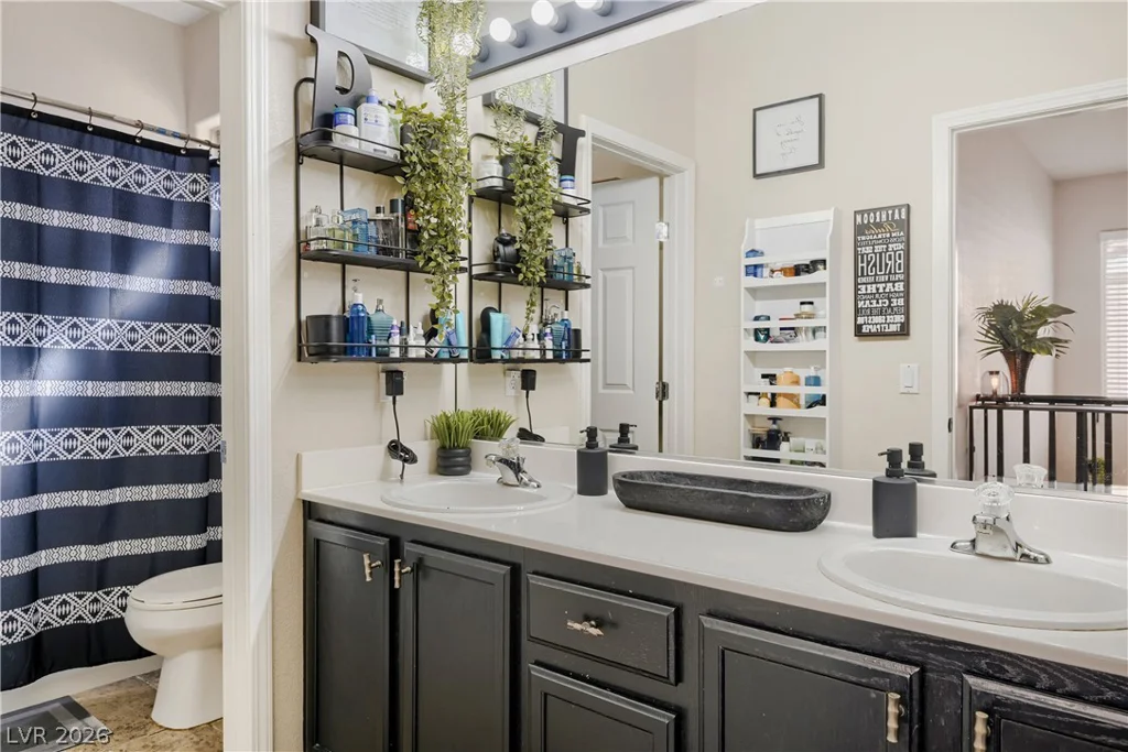 9008 Townbridge, Las Vegas, NV 89149