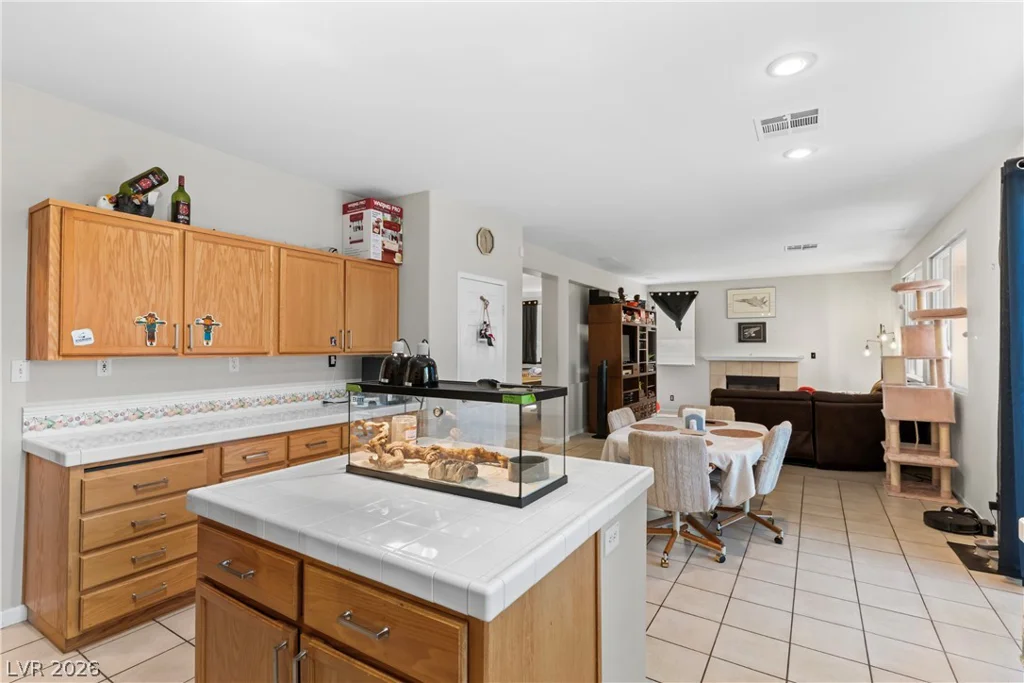 6117 Starpoint, North Las Vegas, NV 89031