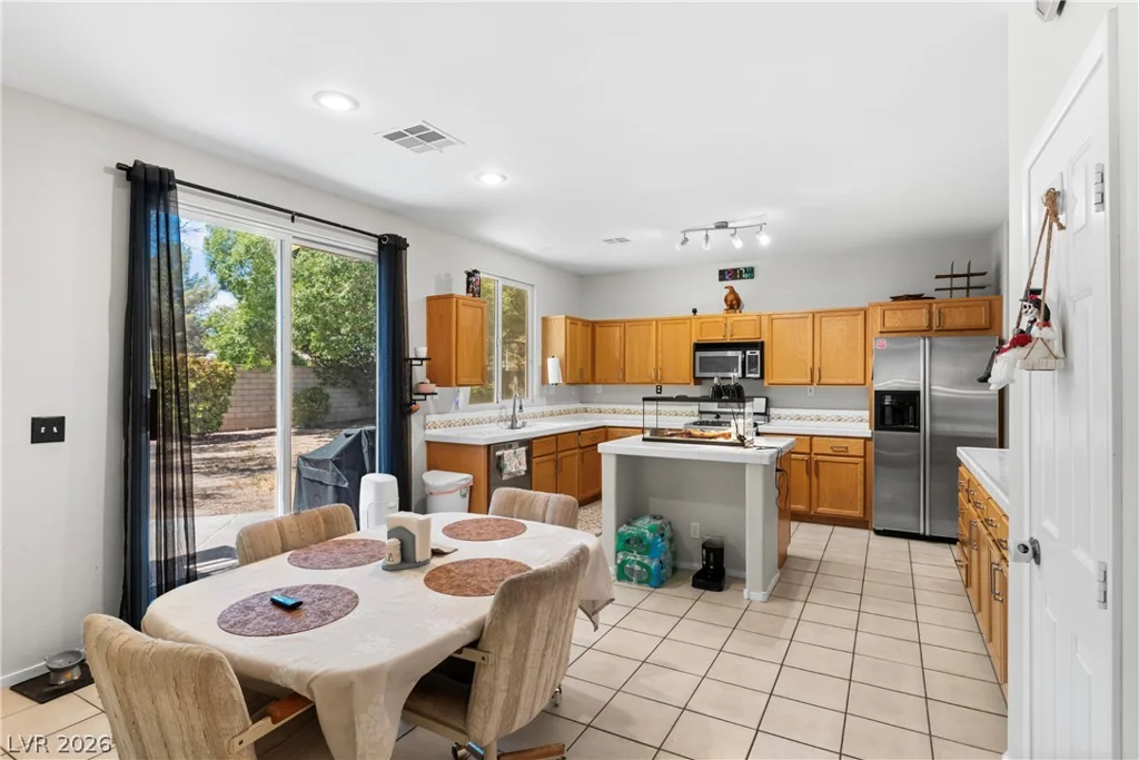 6117 Starpoint, North Las Vegas, NV 89031