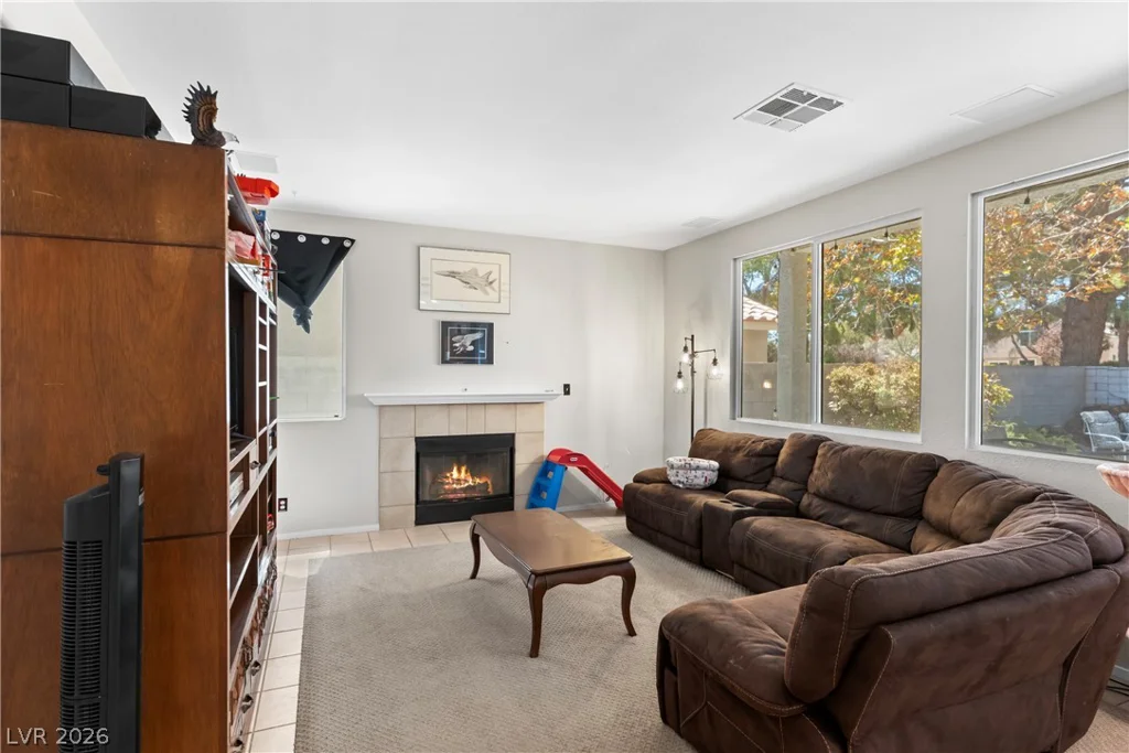 6117 Starpoint, North Las Vegas, NV 89031