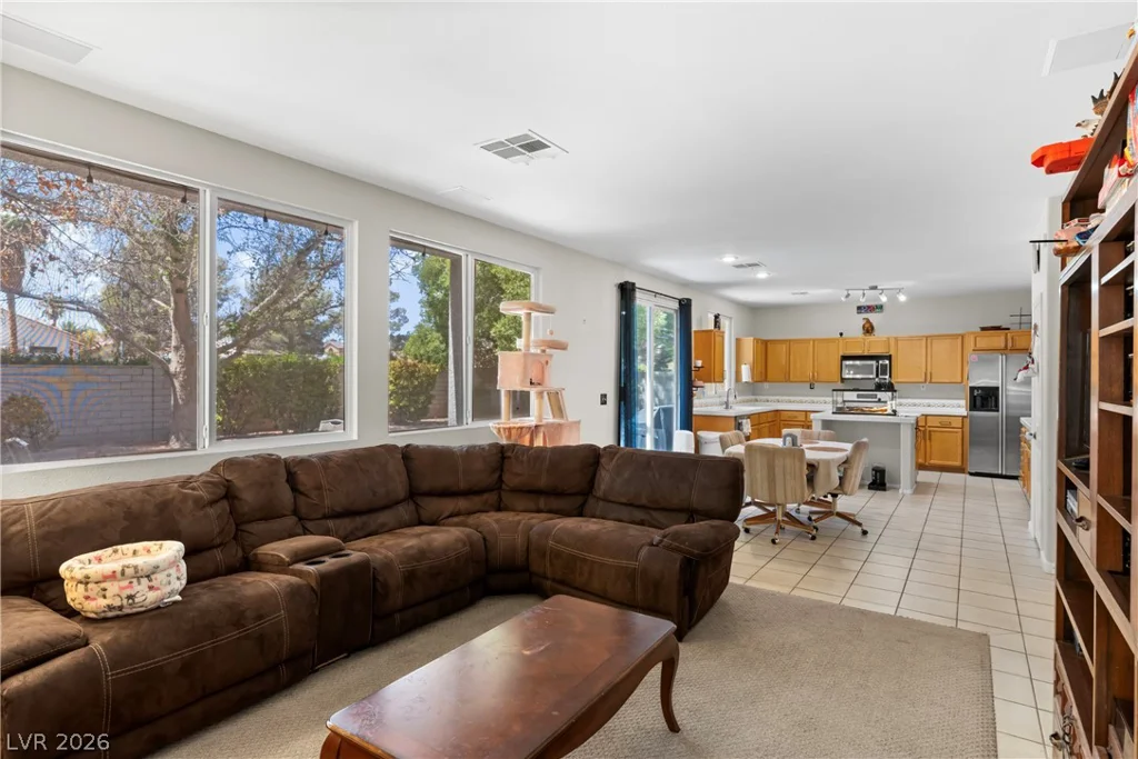 6117 Starpoint, North Las Vegas, NV 89031