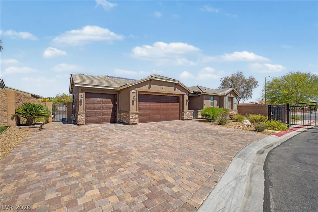 4818 Al Carrison, Las Vegas, NV 89149