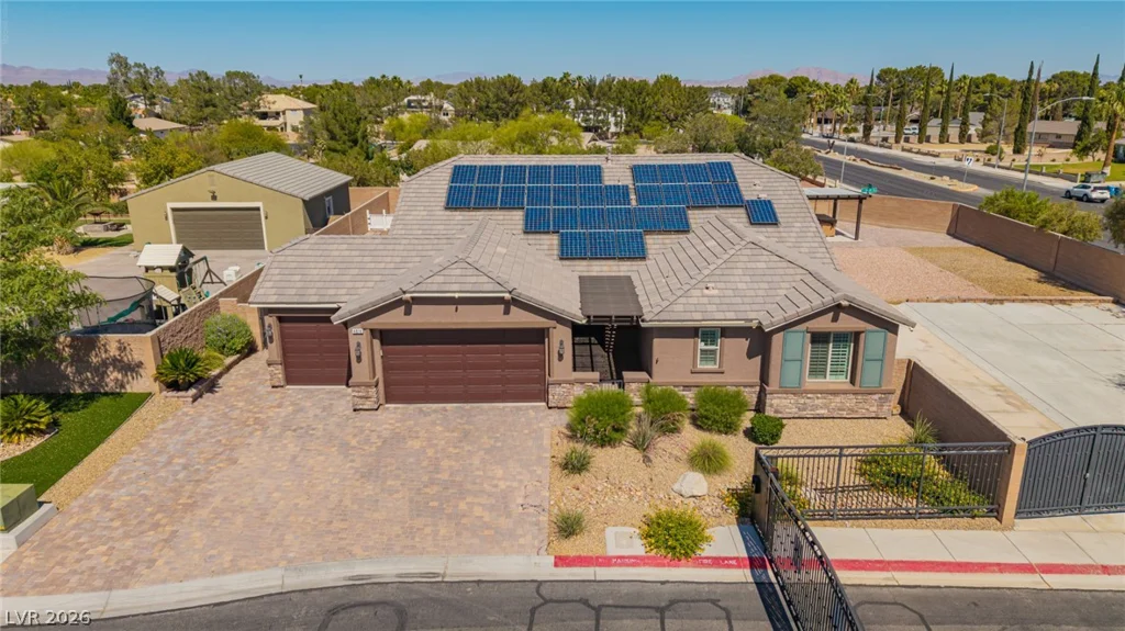 4818 Al Carrison, Las Vegas, NV 89149