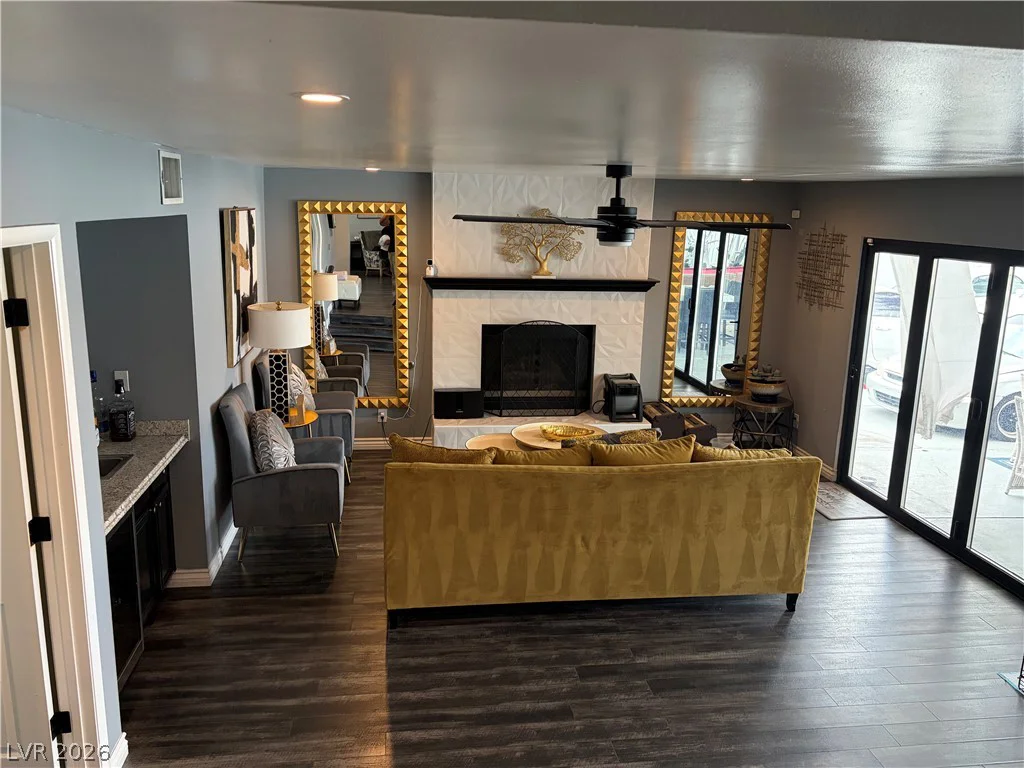 8765 Beluga, Las Vegas, NV 89117