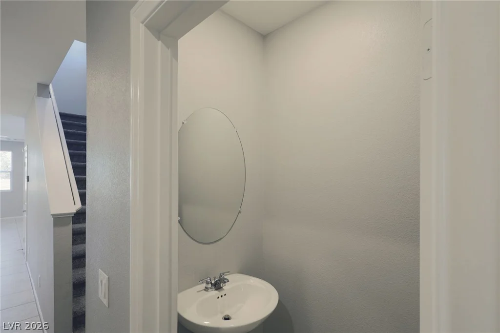 5322 Lazy Breeze, Las Vegas, NV 89118