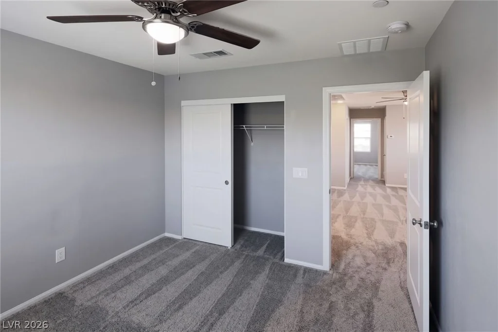 5322 Lazy Breeze, Las Vegas, NV 89118