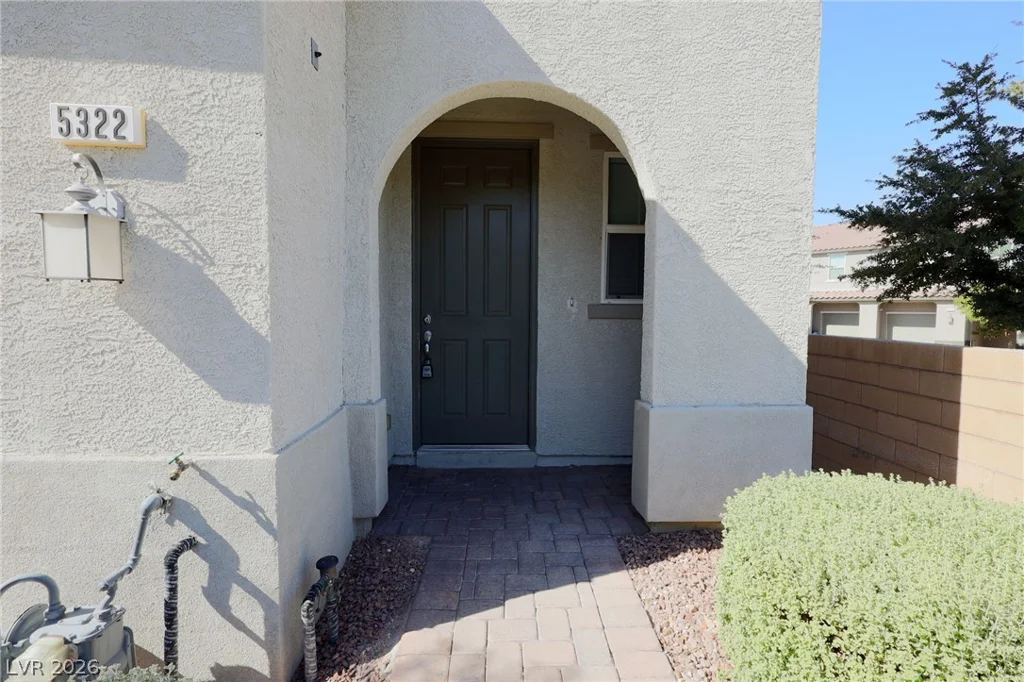 5322 Lazy Breeze, Las Vegas, NV 89118