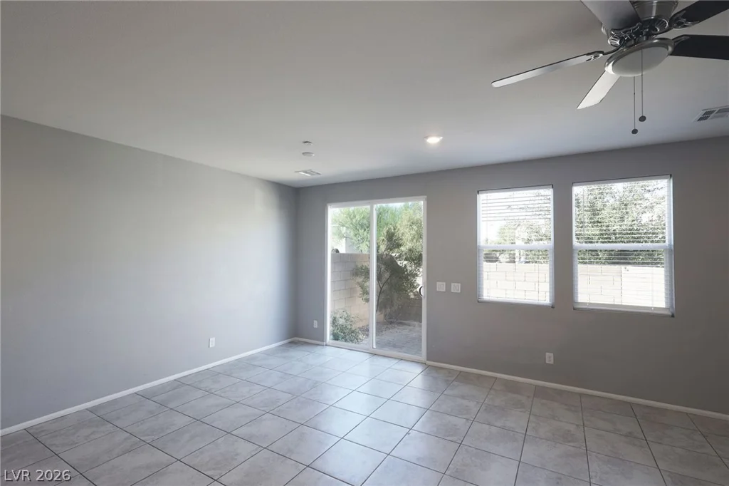 5322 Lazy Breeze, Las Vegas, NV 89118