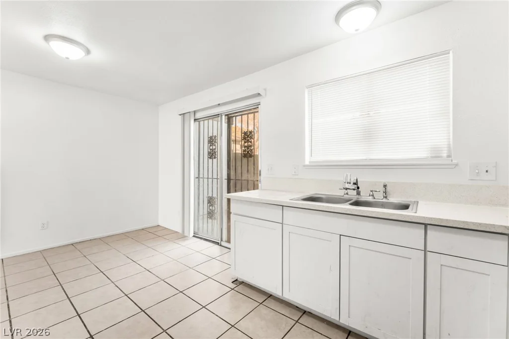 3412 Mercury, North Las Vegas, NV 89030