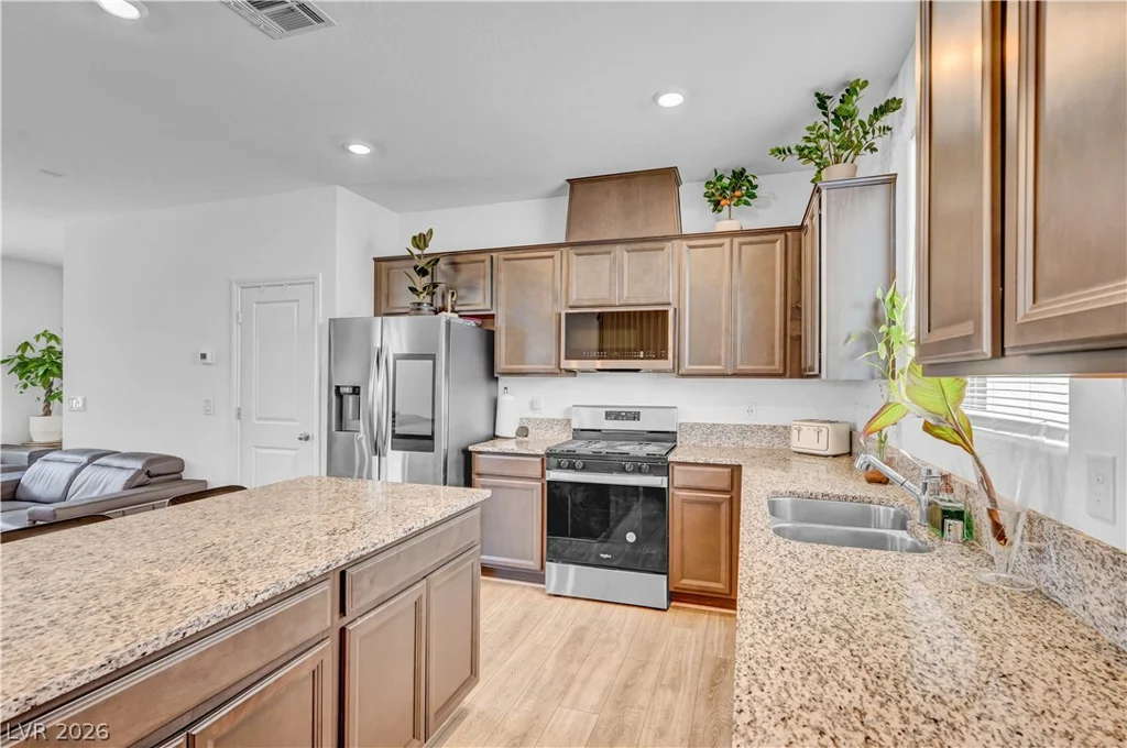6830 Camino Real, North Las Vegas, NV 89086