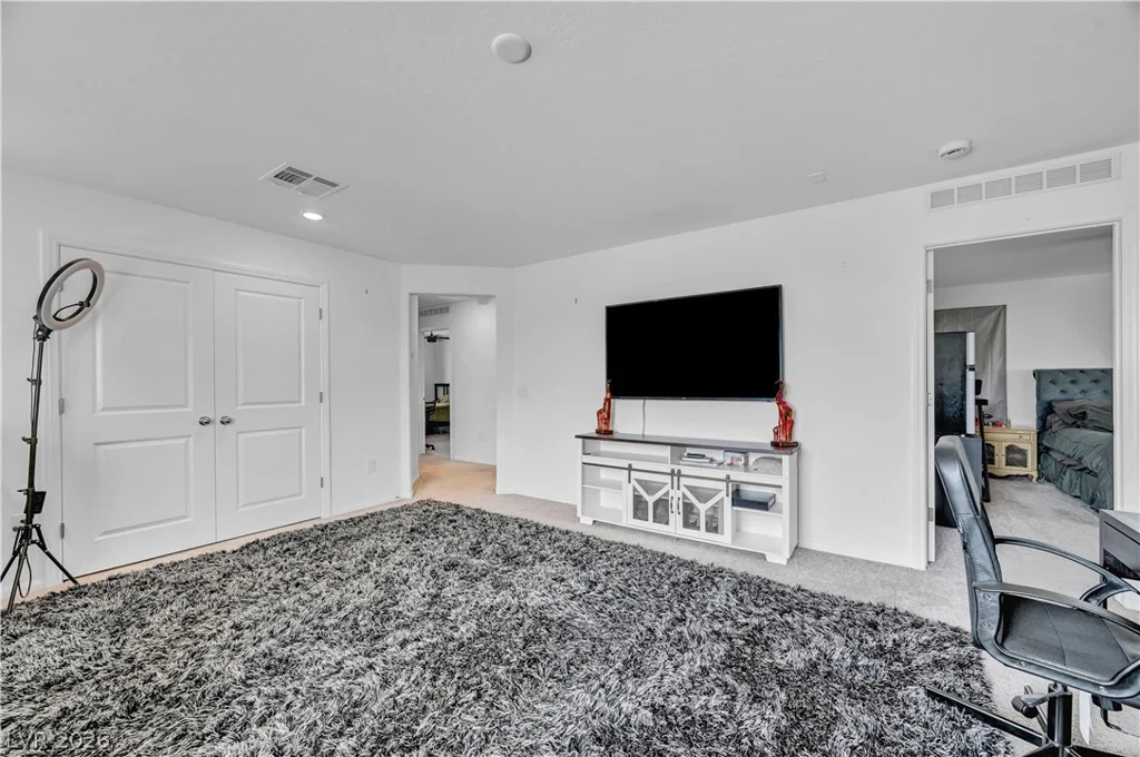 6830 Camino Real, North Las Vegas, NV 89086
