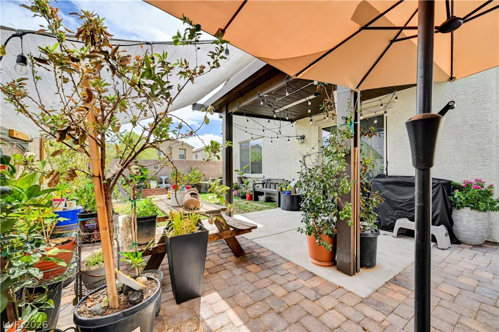 6830 Camino Real, North Las Vegas, NV 89086