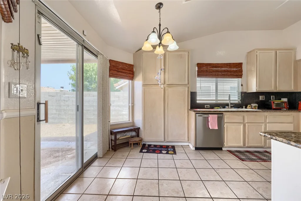 262 Lilium, Henderson, NV 89015