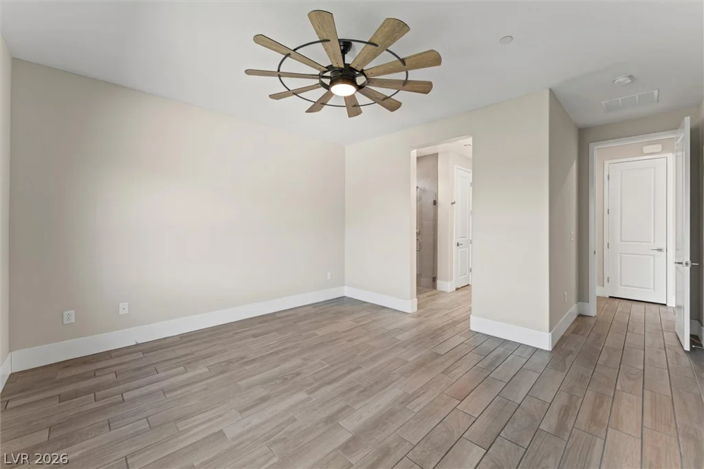 9584 Sard, Las Vegas, NV 89143