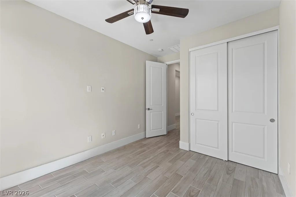 9584 Sard, Las Vegas, NV 89143