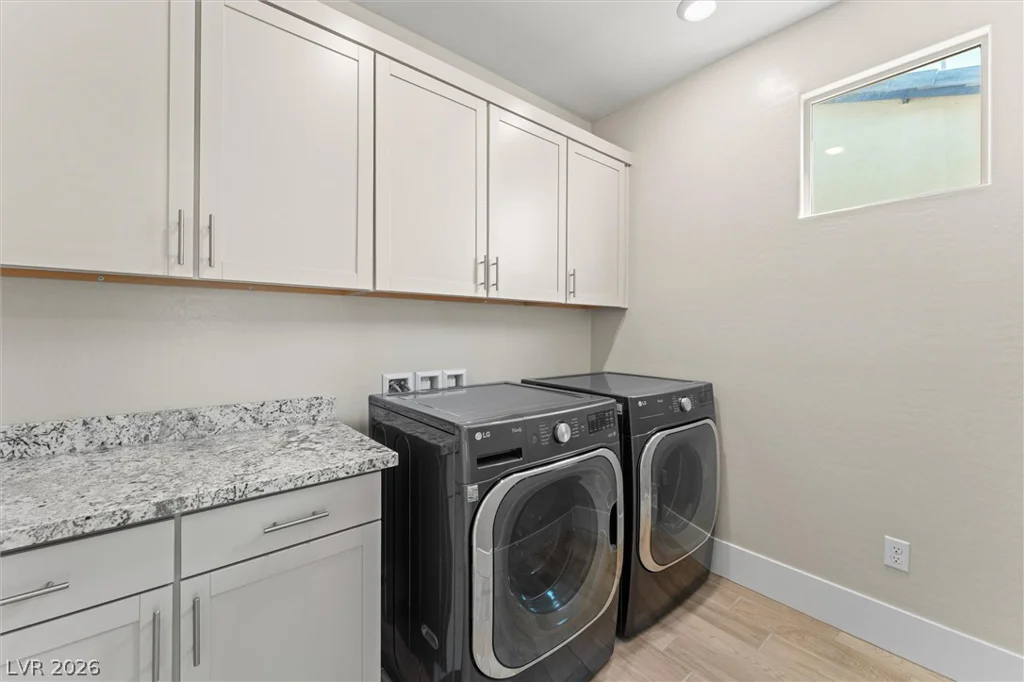 9584 Sard, Las Vegas, NV 89143