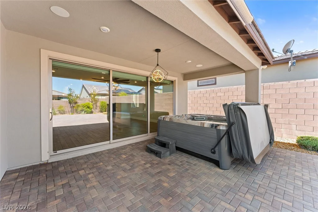 9584 Sard, Las Vegas, NV 89143