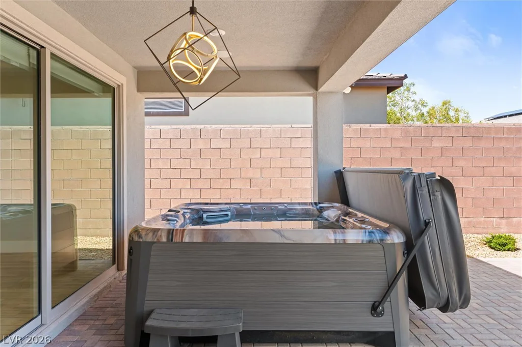 9584 Sard, Las Vegas, NV 89143