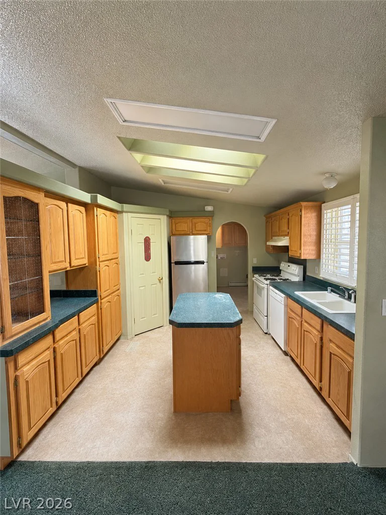 5561 Doubletree, Pahrump, NV 89061