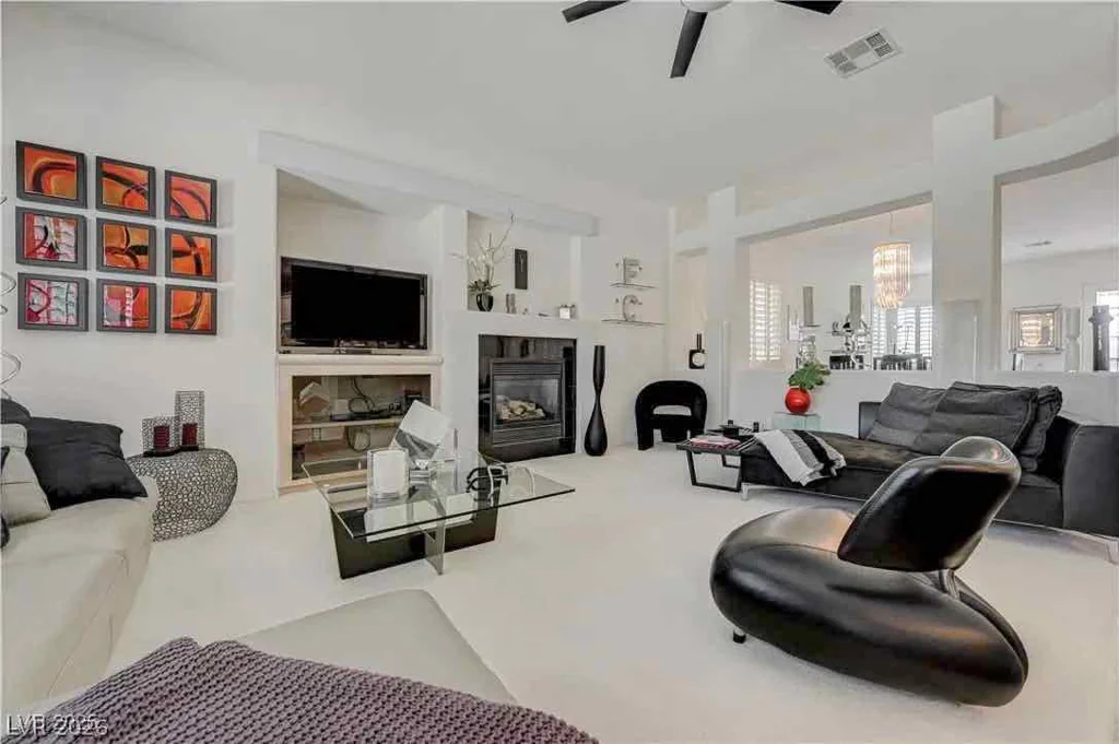 1413 Pine Leaf, Las Vegas, NV 89144