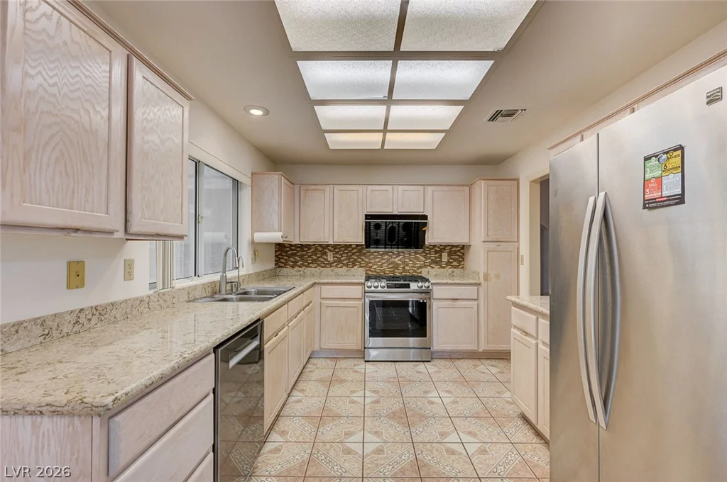 2925 Dry Ridge, Las Vegas, NV 89134