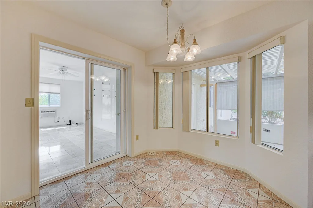 2925 Dry Ridge, Las Vegas, NV 89134