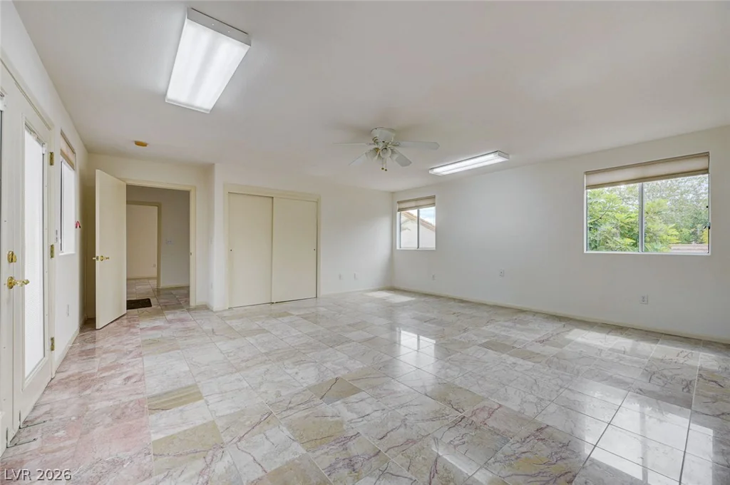 2925 Dry Ridge, Las Vegas, NV 89134