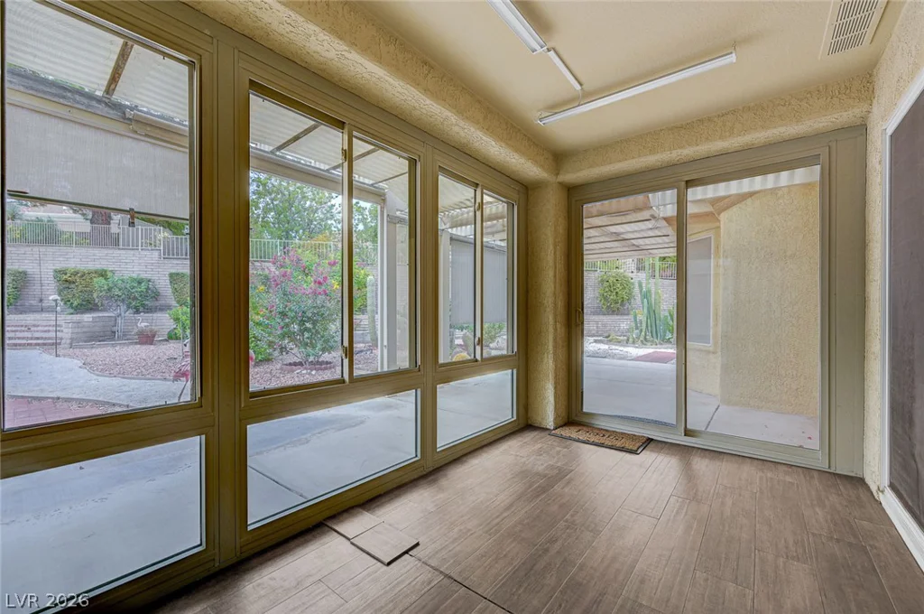 2925 Dry Ridge, Las Vegas, NV 89134