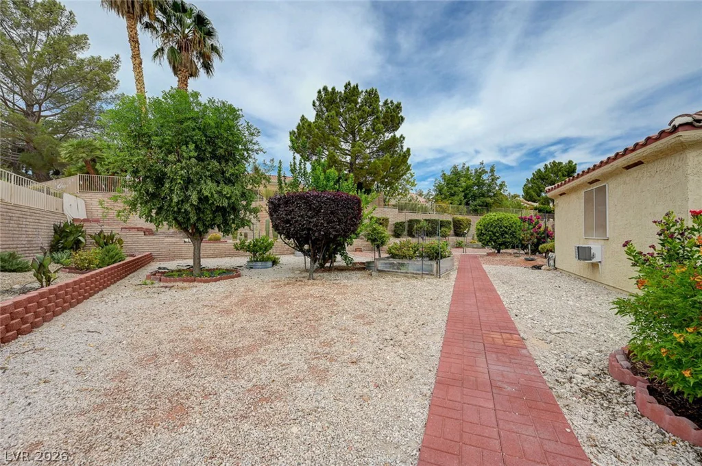 2925 Dry Ridge, Las Vegas, NV 89134