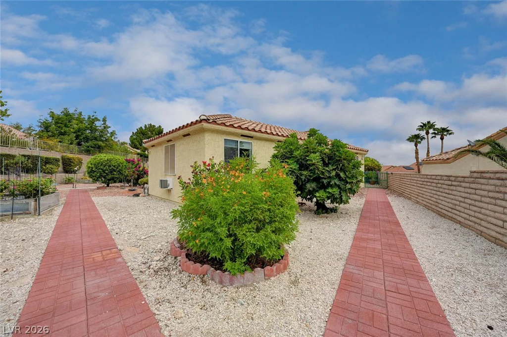 2925 Dry Ridge, Las Vegas, NV 89134