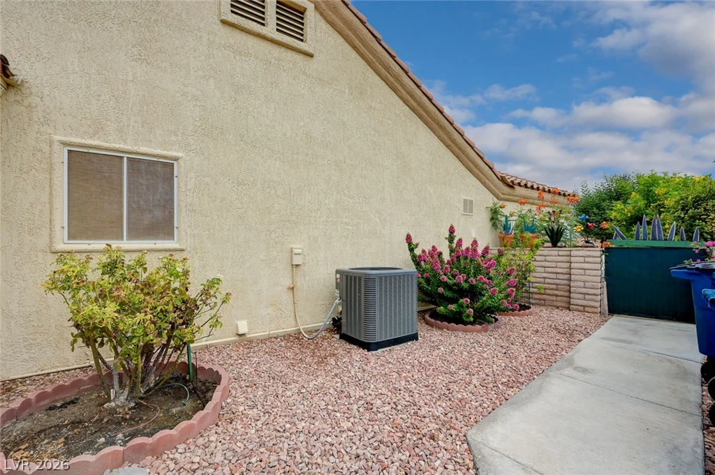 2925 Dry Ridge, Las Vegas, NV 89134