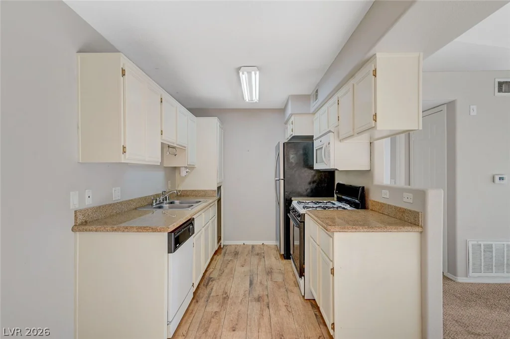 3318 Decatur, Las Vegas, NV 89130