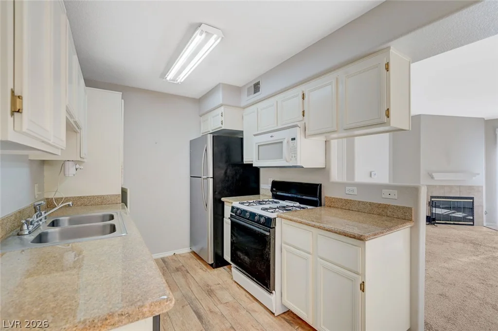 3318 Decatur, Las Vegas, NV 89130