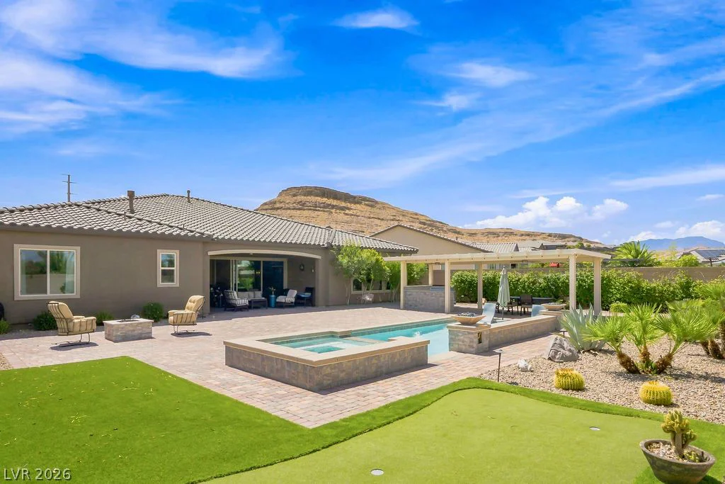 6200 Carol Butte, Las Vegas, NV 89141