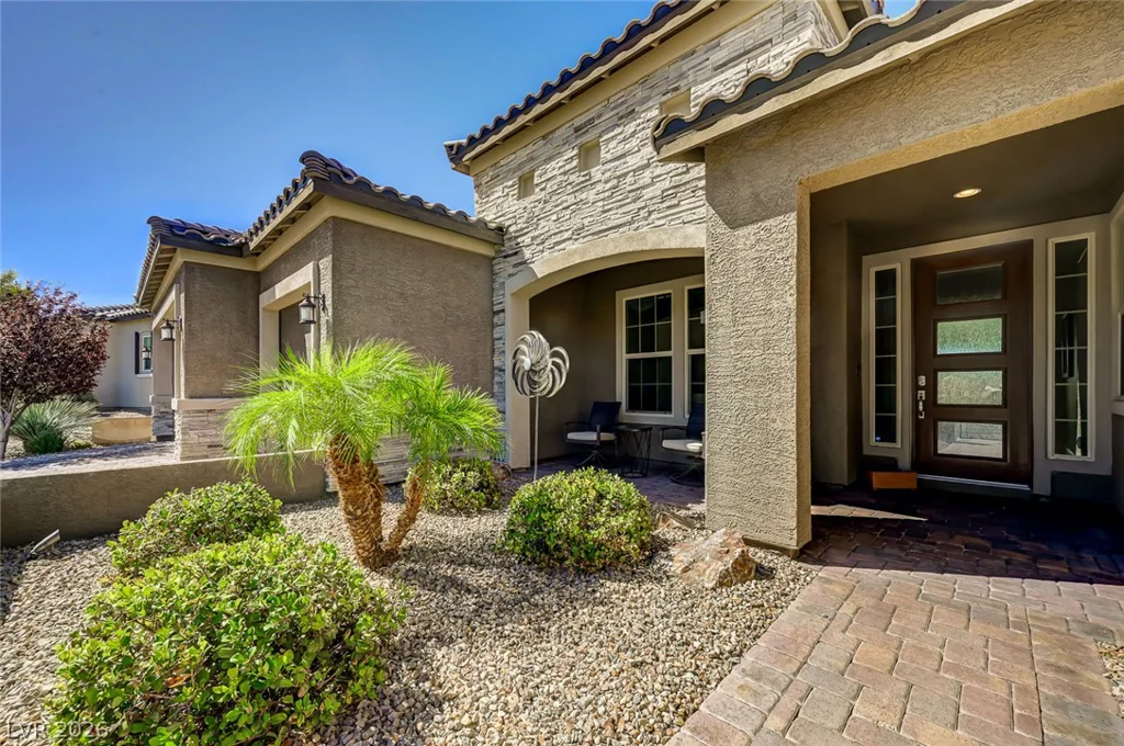 6200 Carol Butte, Las Vegas, NV 89141