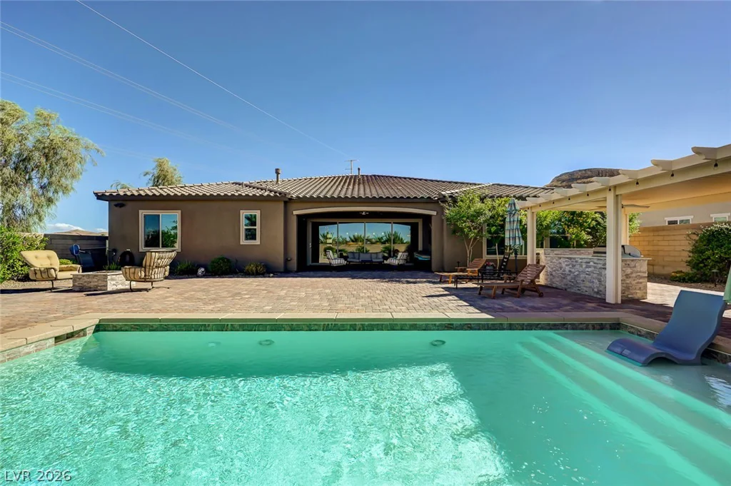 6200 Carol Butte, Las Vegas, NV 89141