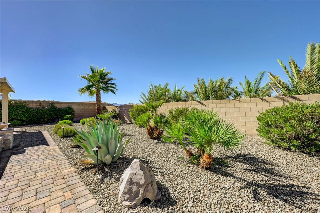 6200 Carol Butte, Las Vegas, NV 89141