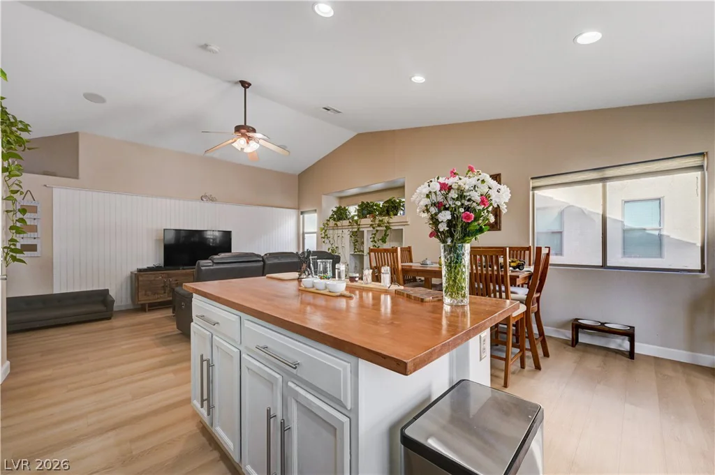 523 Braided River, North Las Vegas, NV 89084