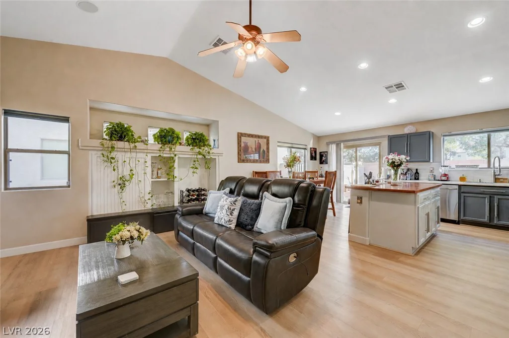 523 Braided River, North Las Vegas, NV 89084