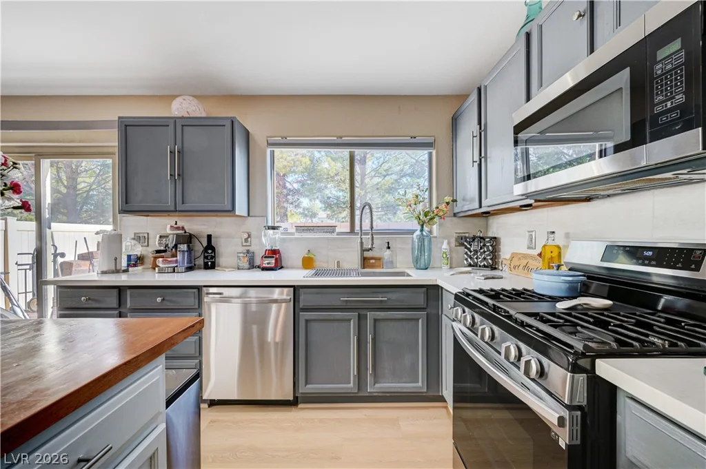 523 Braided River, North Las Vegas, NV 89084