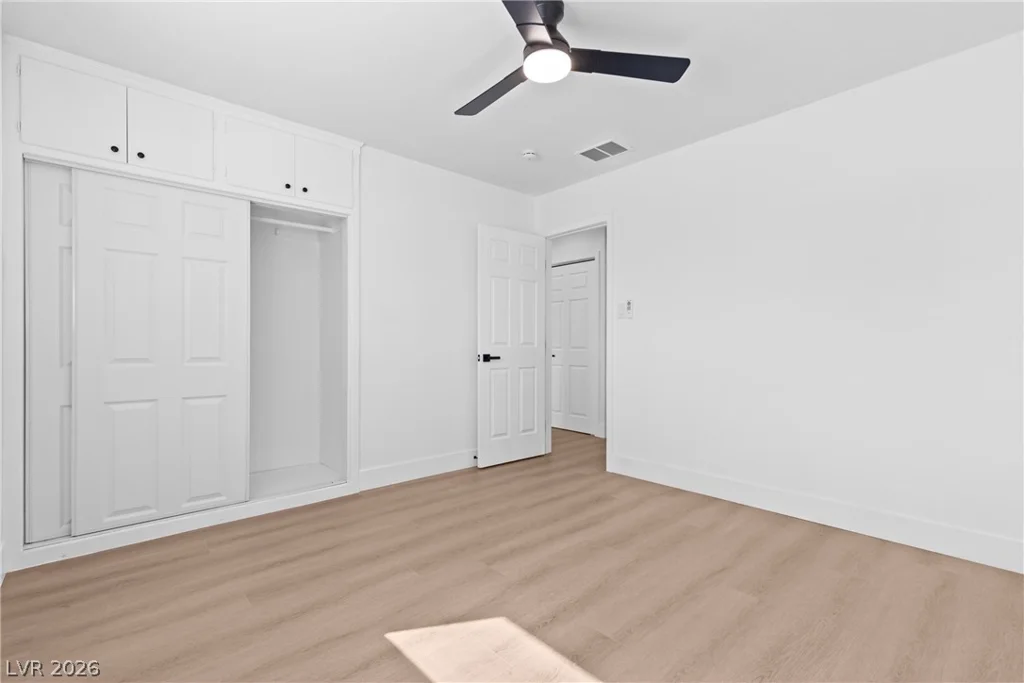 1674 D, Las Vegas, NV 89106