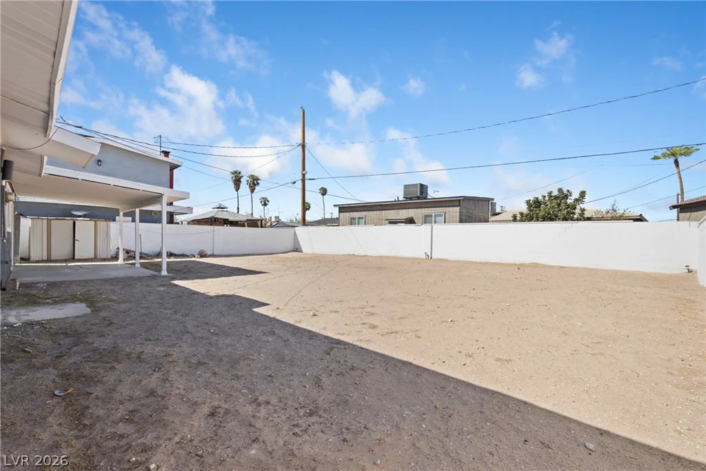 1674 D, Las Vegas, NV 89106