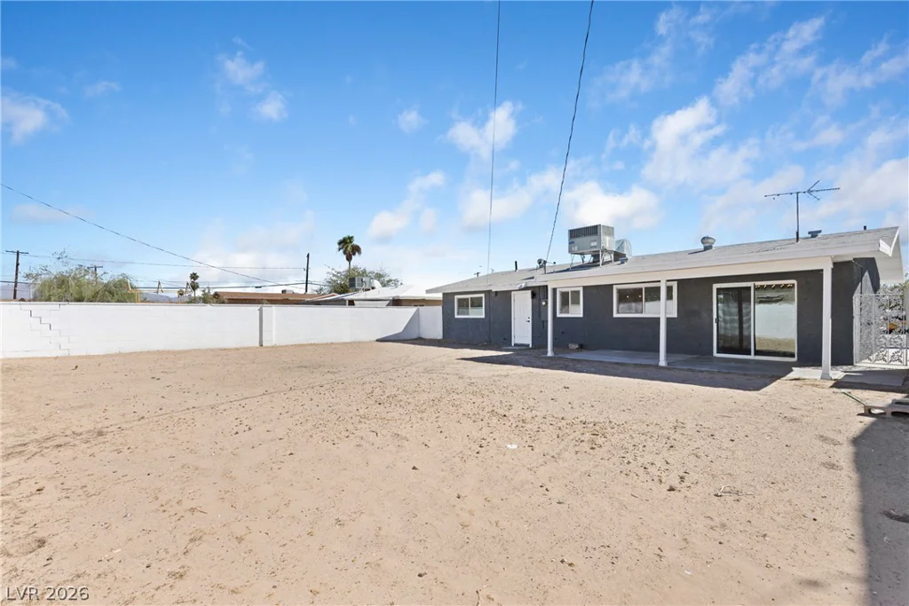 1674 D, Las Vegas, NV 89106