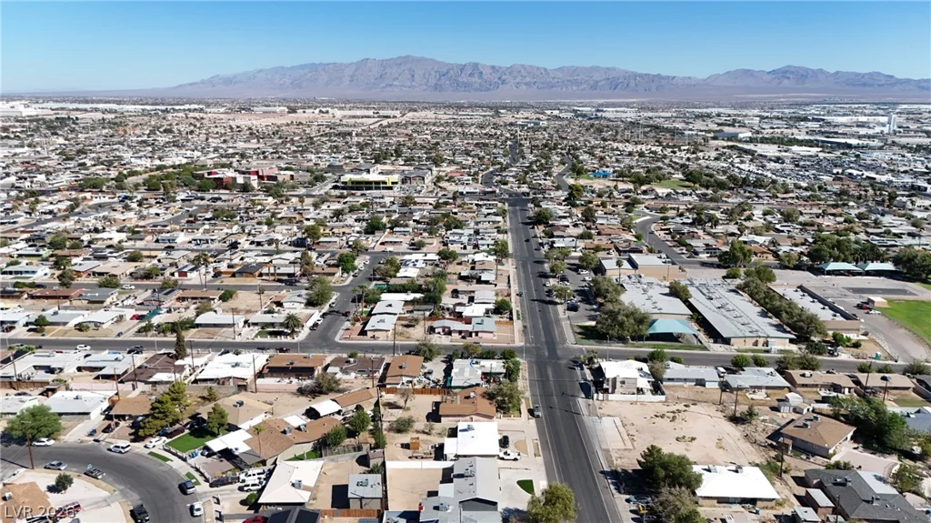 1674 D, Las Vegas, NV 89106