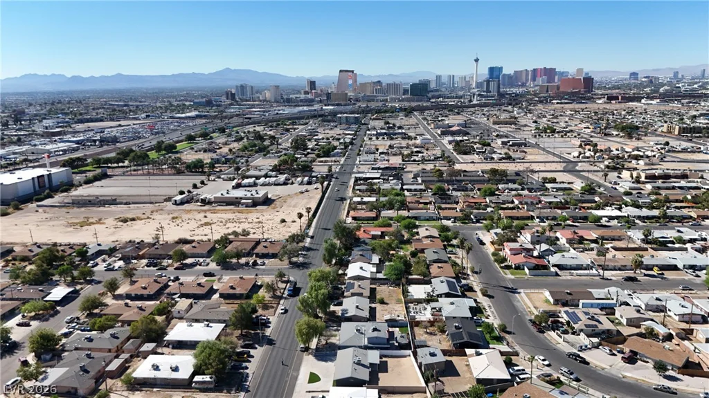 1674 D, Las Vegas, NV 89106