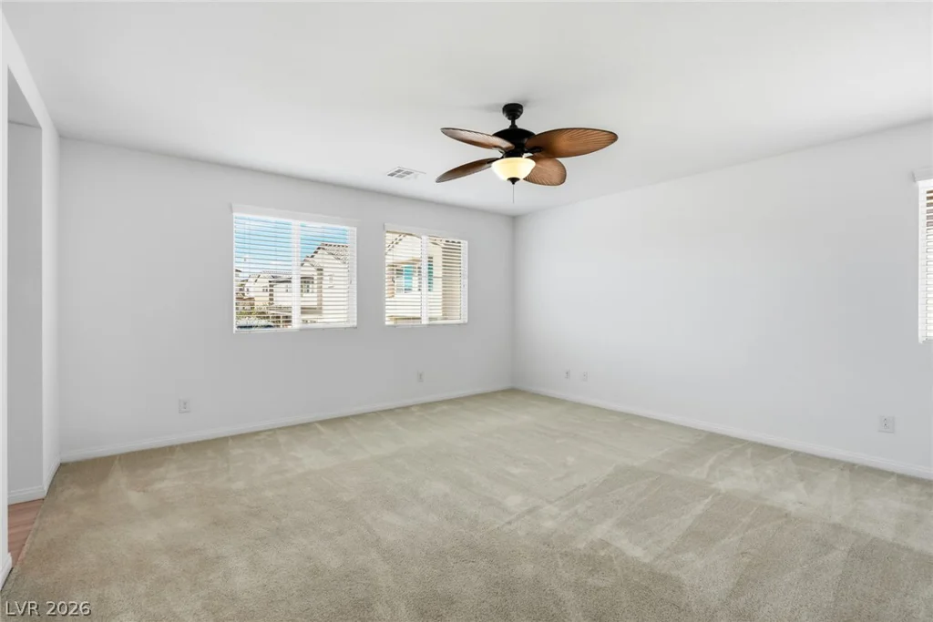 4729 Challenger, North Las Vegas, NV 89031
